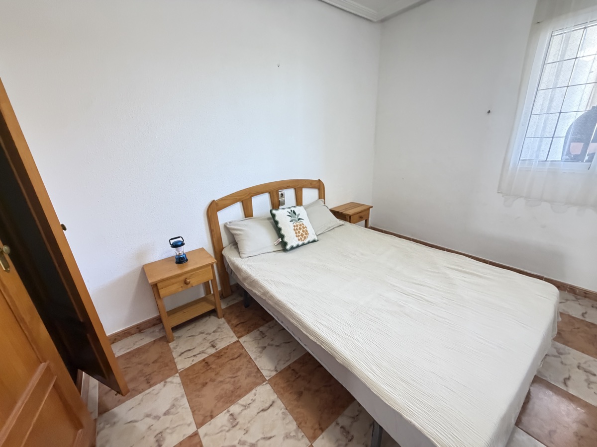 For sale - 2 Bedroom 1 Bathroom Apartment in Villamartin - , Villamartin, Alicante, Spain - Alicante