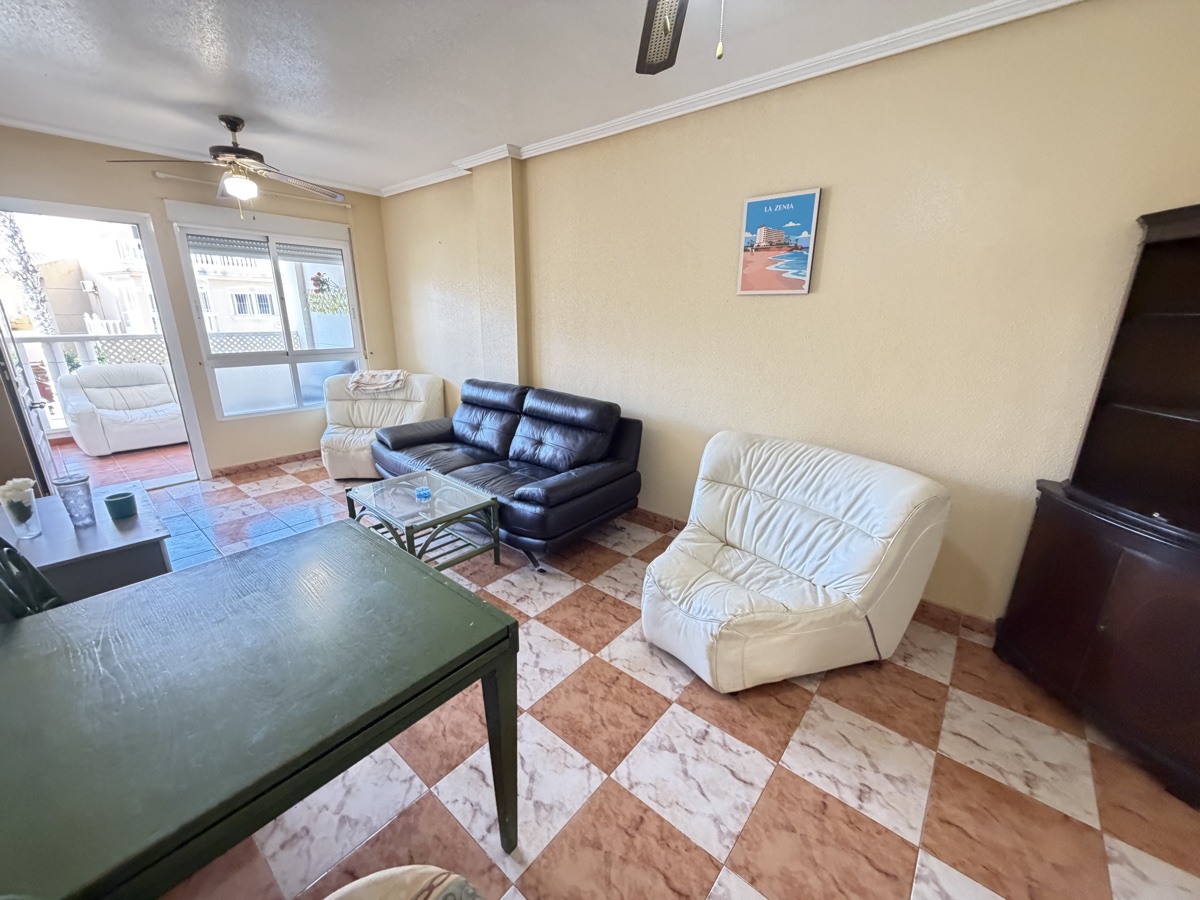 For sale - 2 Bedroom 1 Bathroom Apartment in Villamartin - , Villamartin, Alicante, Spain - Alicante
