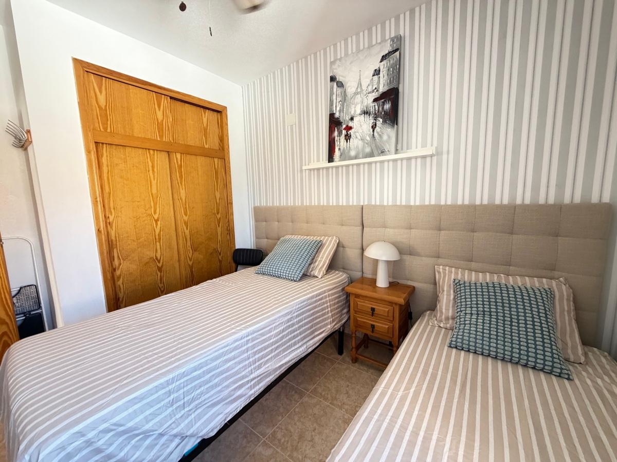 For sale - 3 Bedroom 2 Bathroom Apartment in Lomas de Cabo Roig - , Lomas de Cabo Roig, Alicante, Spain - Alicante
