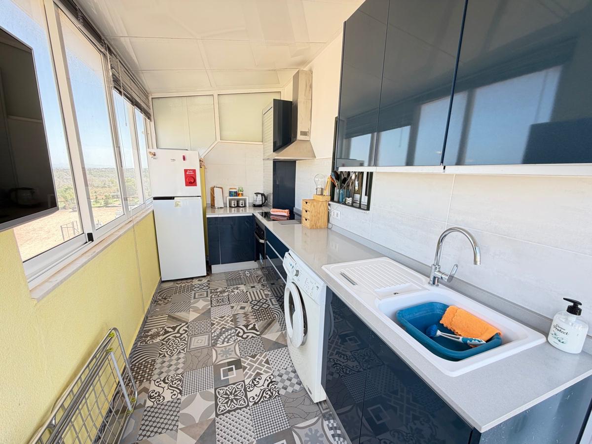 For sale - 3 Bedroom 2 Bathroom Apartment in Lomas de Cabo Roig - , Lomas de Cabo Roig, Alicante, Spain - Alicante
