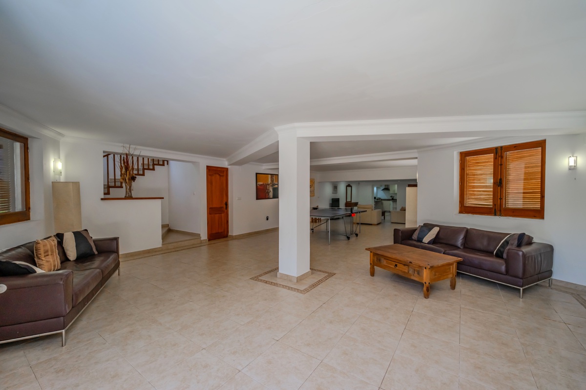 For sale - 4 Bedroom 3 Bathroom Villa in Cabo Roig - , Cabo Roig, Alicante, Spain - Alicante