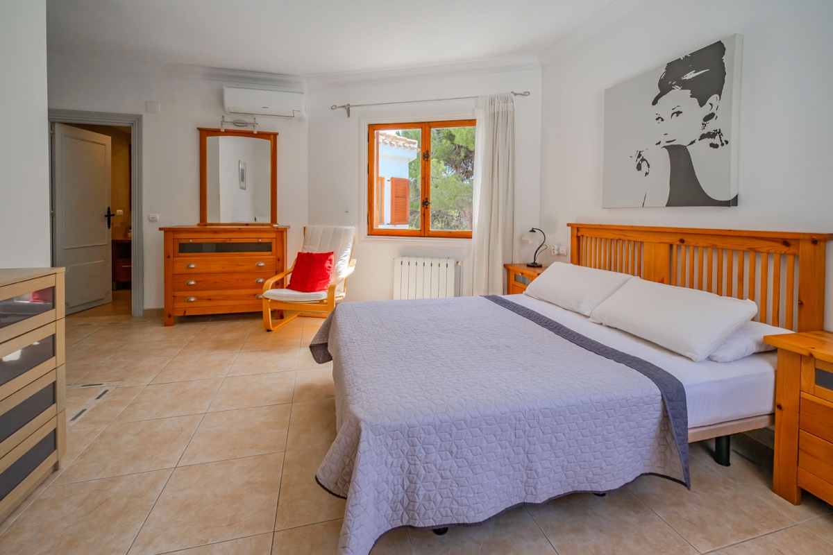 For sale - 4 Bedroom 3 Bathroom Villa in Cabo Roig - , Cabo Roig, Alicante, Spain - Alicante