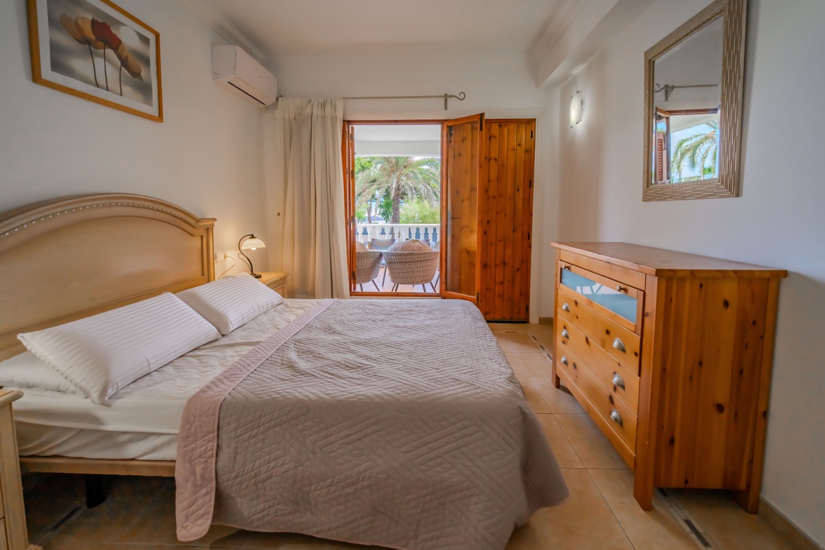 For sale - 4 Bedroom 3 Bathroom Villa in Cabo Roig - , Cabo Roig, Alicante, Spain - Alicante