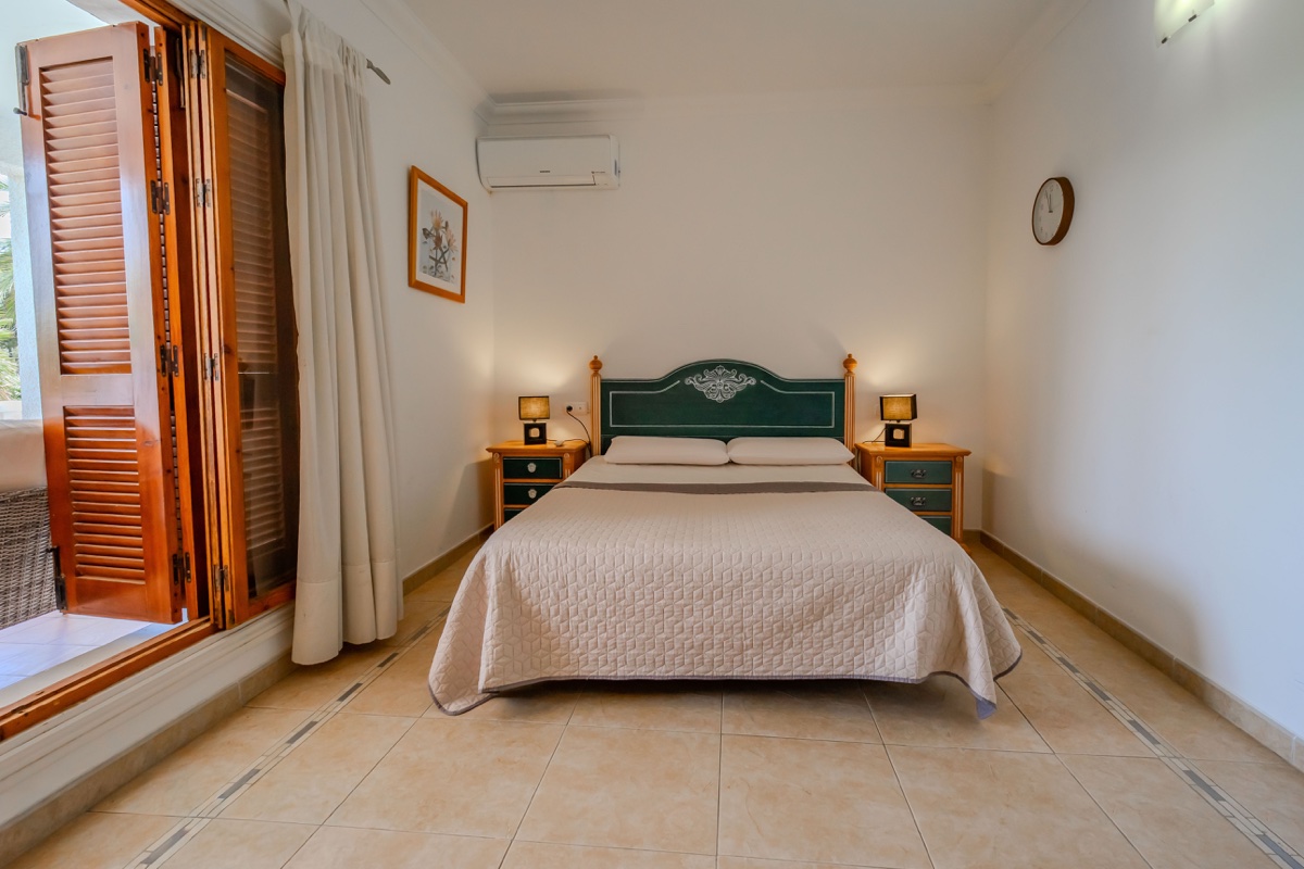 For sale - 4 Bedroom 3 Bathroom Villa in Cabo Roig - , Cabo Roig, Alicante, Spain - Alicante
