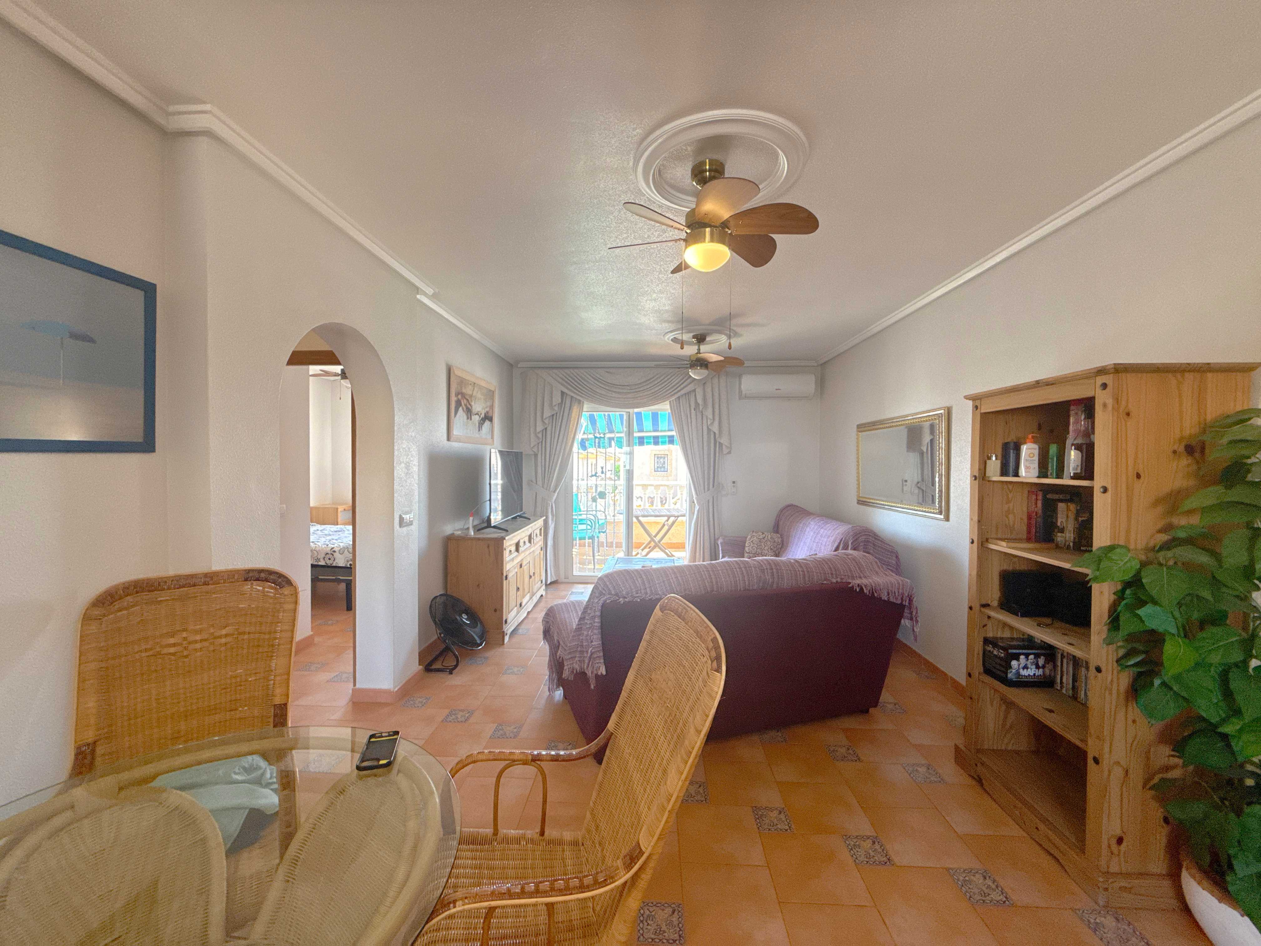 For sale - 2 Bedroom 1 Bathroom Penthouse in Playa Flamenca -  - Alicante