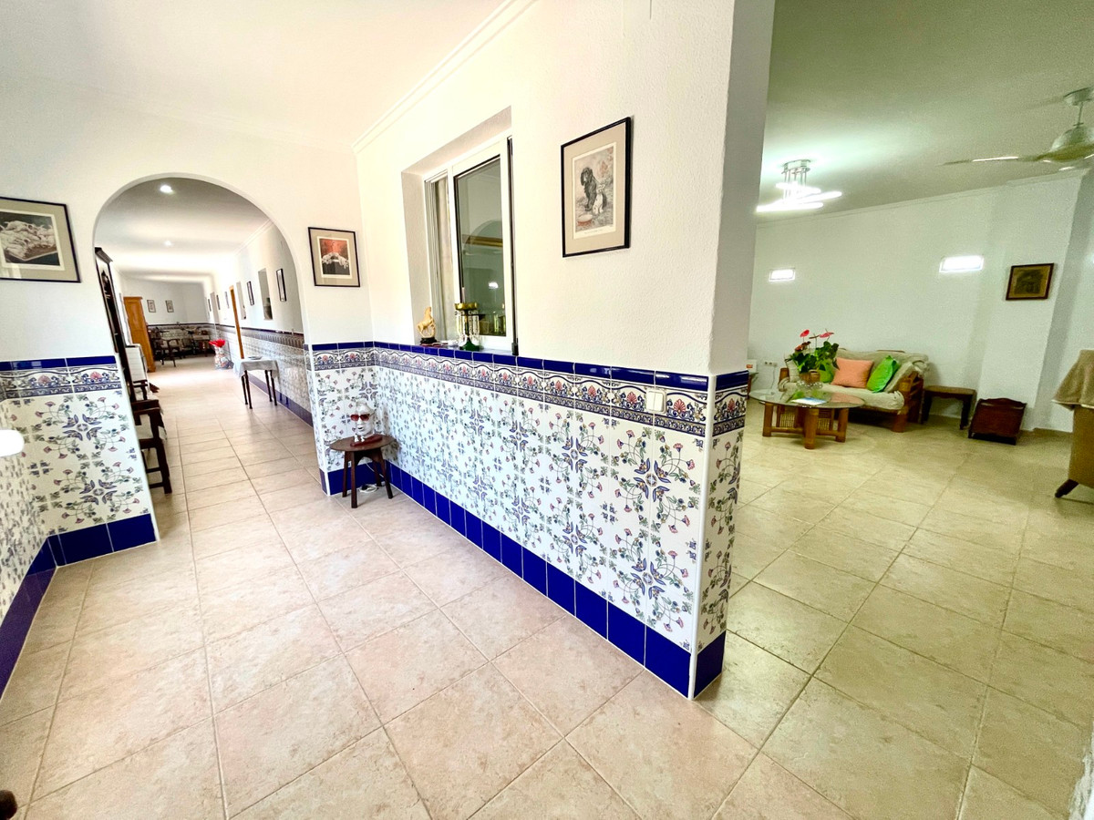 For sale - 4 Bedroom 3 Bathroom House - Detached Villa in Daya Nueva - Daya Nueva Centro  - Alicante