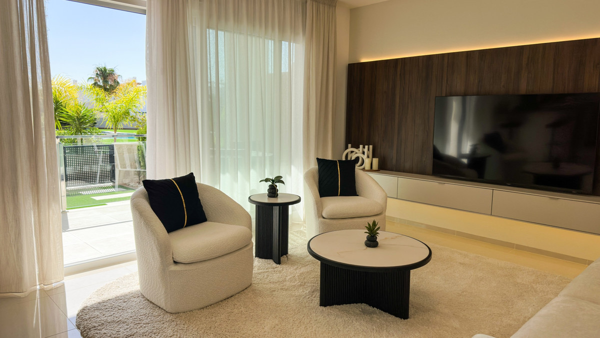 For sale - 2 Bedroom 2 Bathroom House - Bungalow in Rojales - Ciudad Quesada  - Alicante