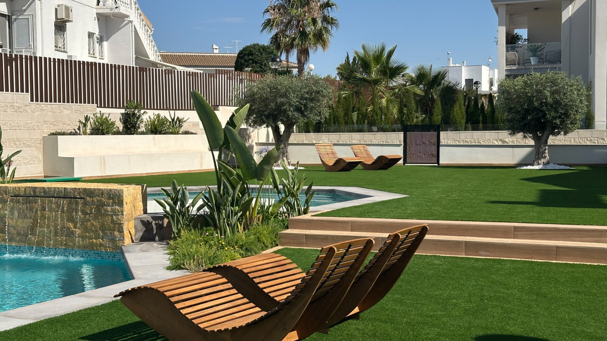 For sale - 2 Bedroom 2 Bathroom House - Bungalow in Rojales - Ciudad Quesada  - Alicante