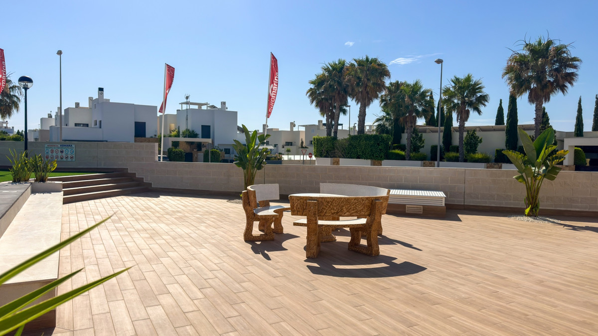 For sale - 2 Bedroom 2 Bathroom House - Bungalow in Rojales - Ciudad Quesada  - Alicante