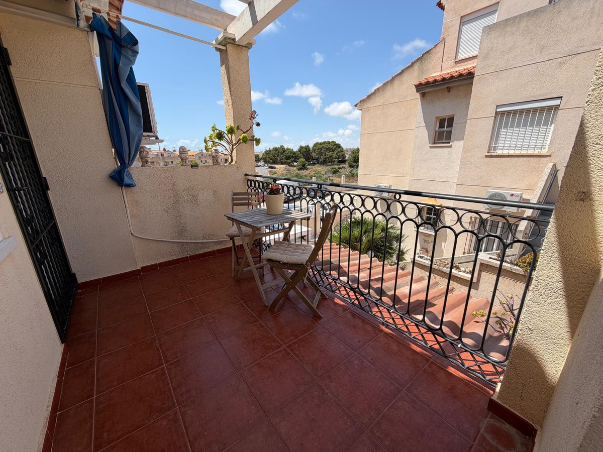 For sale - 2 Bedroom 1 Bathroom House - Bungalow in Orihuela - Playa Flamenca  - Alicante
