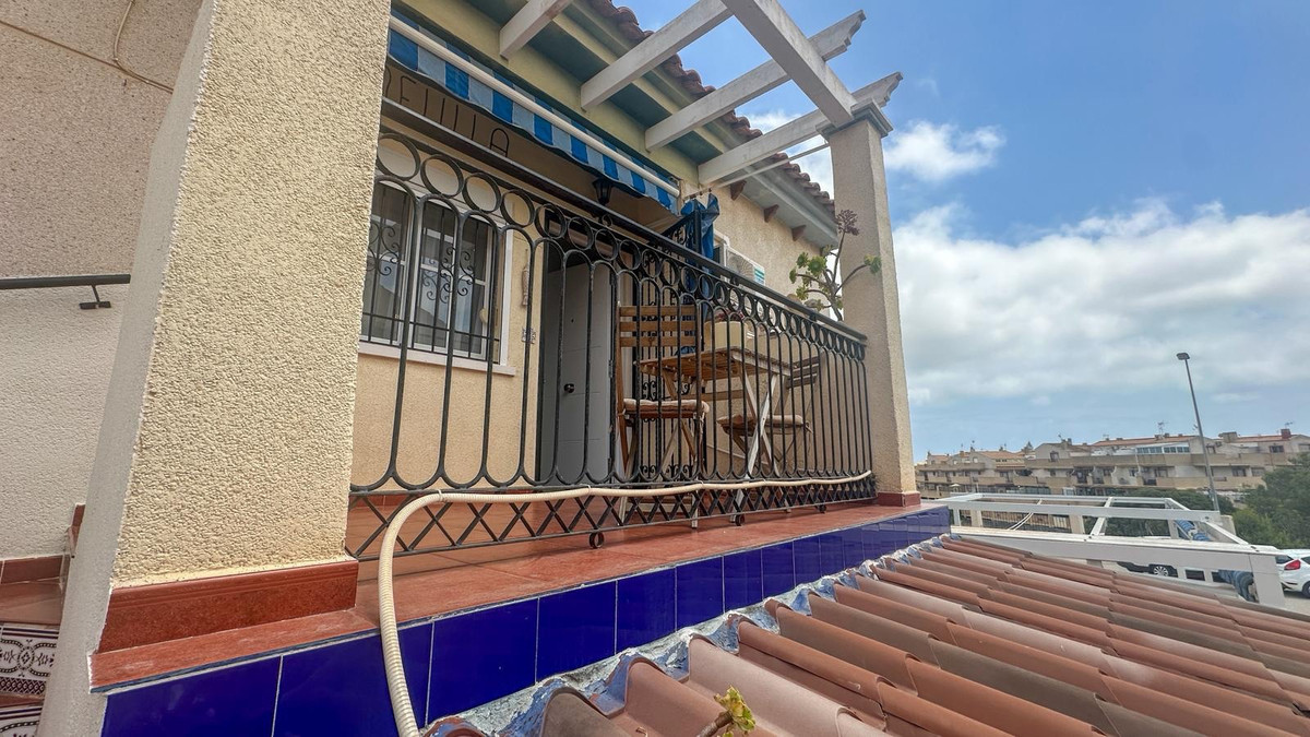 For sale - 2 Bedroom 1 Bathroom House - Bungalow in Orihuela - Playa Flamenca  - Alicante