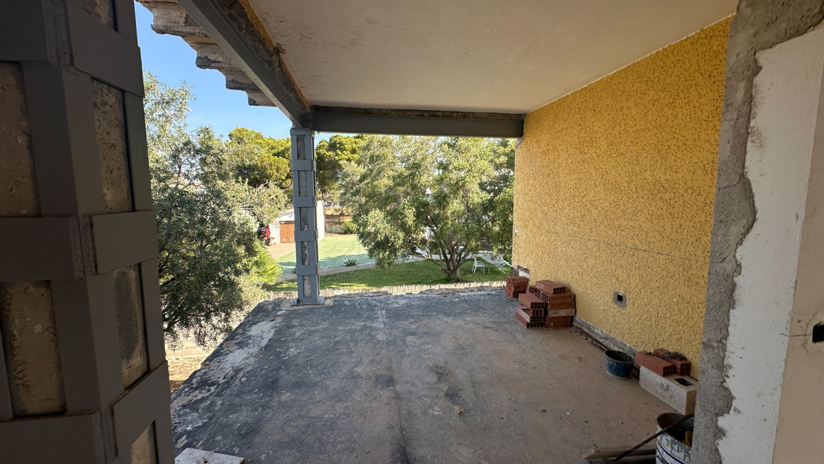 For sale - 5 Bedroom 3 Bathroom House - Detached Villa in Orihuela - Cabo Roig  - Alicante