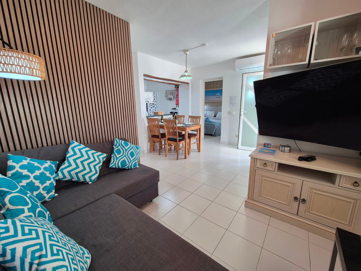 For sale - 1 Bedroom 1 Bathroom Ground floor apartment in Villamartin - San Miguel de Salinas Centro  - Alicante