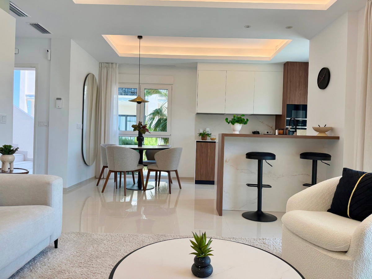 For sale - 2 Bedroom 2 Bathroom Apartment - Ground Floor Apartment in Rojales - Ciudad Quesada  - Alicante
