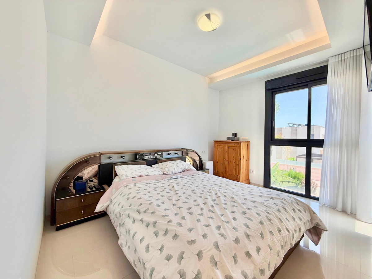 For sale - 4 Bedroom 4 Bathroom House - Detached Villa in Rojales - Ciudad Quesada  - Alicante