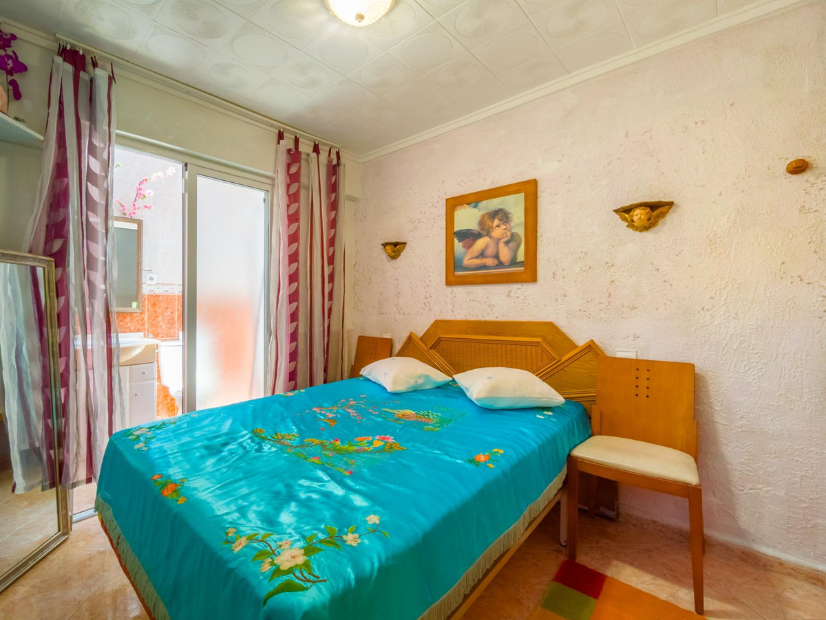 For sale - 2 Bedroom 2 Bathroom Bungalow in Torrevieja - Torrevieja Centro  - Alicante