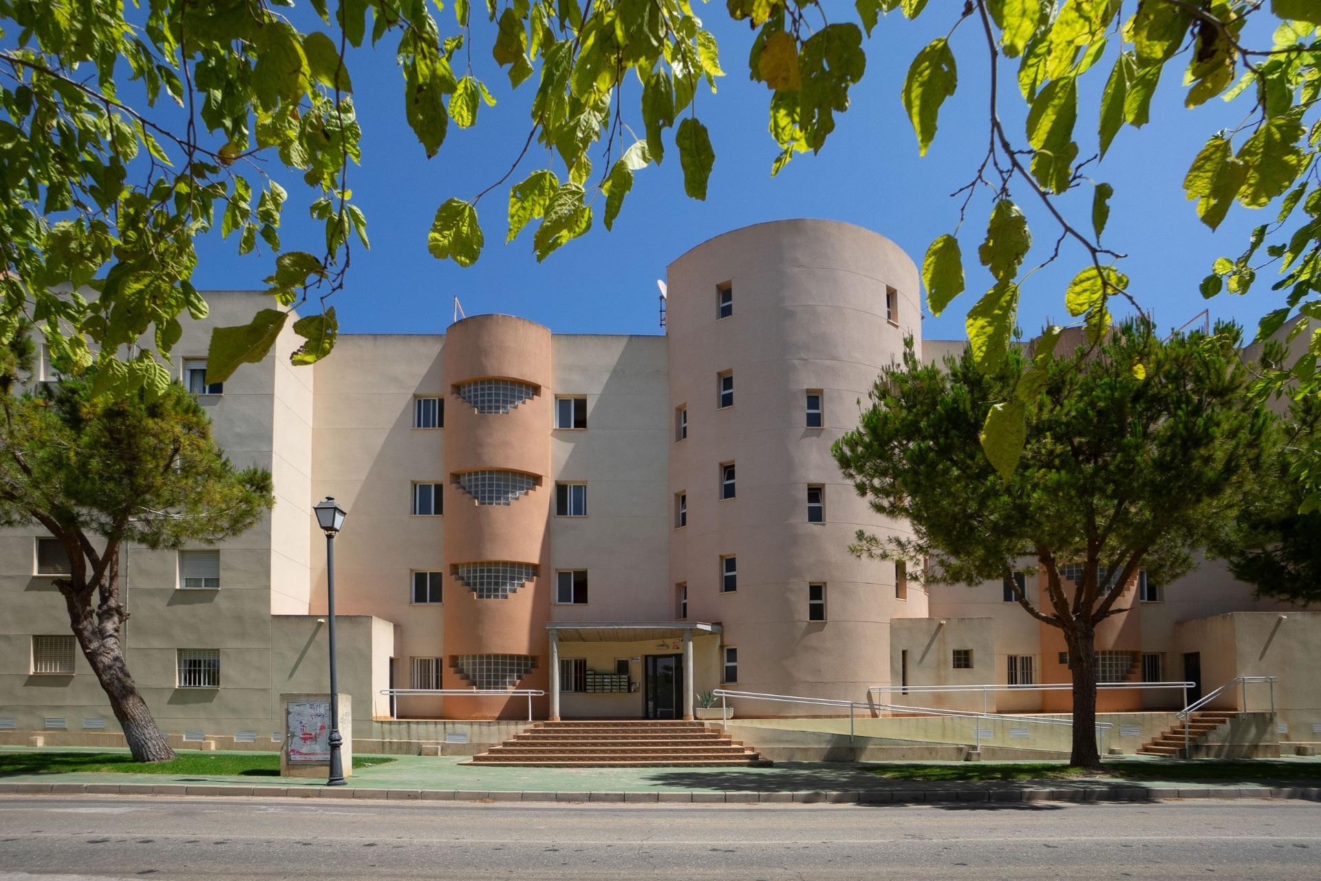 For sale - 2 Bedroom 1 Bathroom Apartment in Cabo Roig - Campoamor  - Alicante