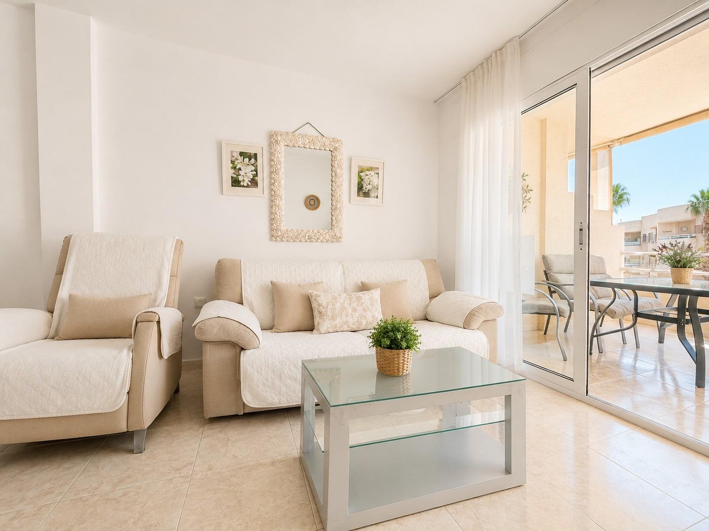 For sale - 2 Bedroom 1 Bathroom Apartment in Cabo Roig - Campoamor  - Alicante