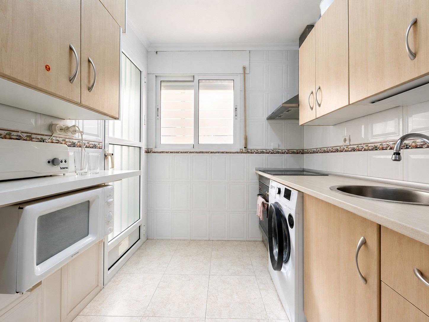 For sale - 2 Bedroom 1 Bathroom Apartment in Cabo Roig - Campoamor  - Alicante