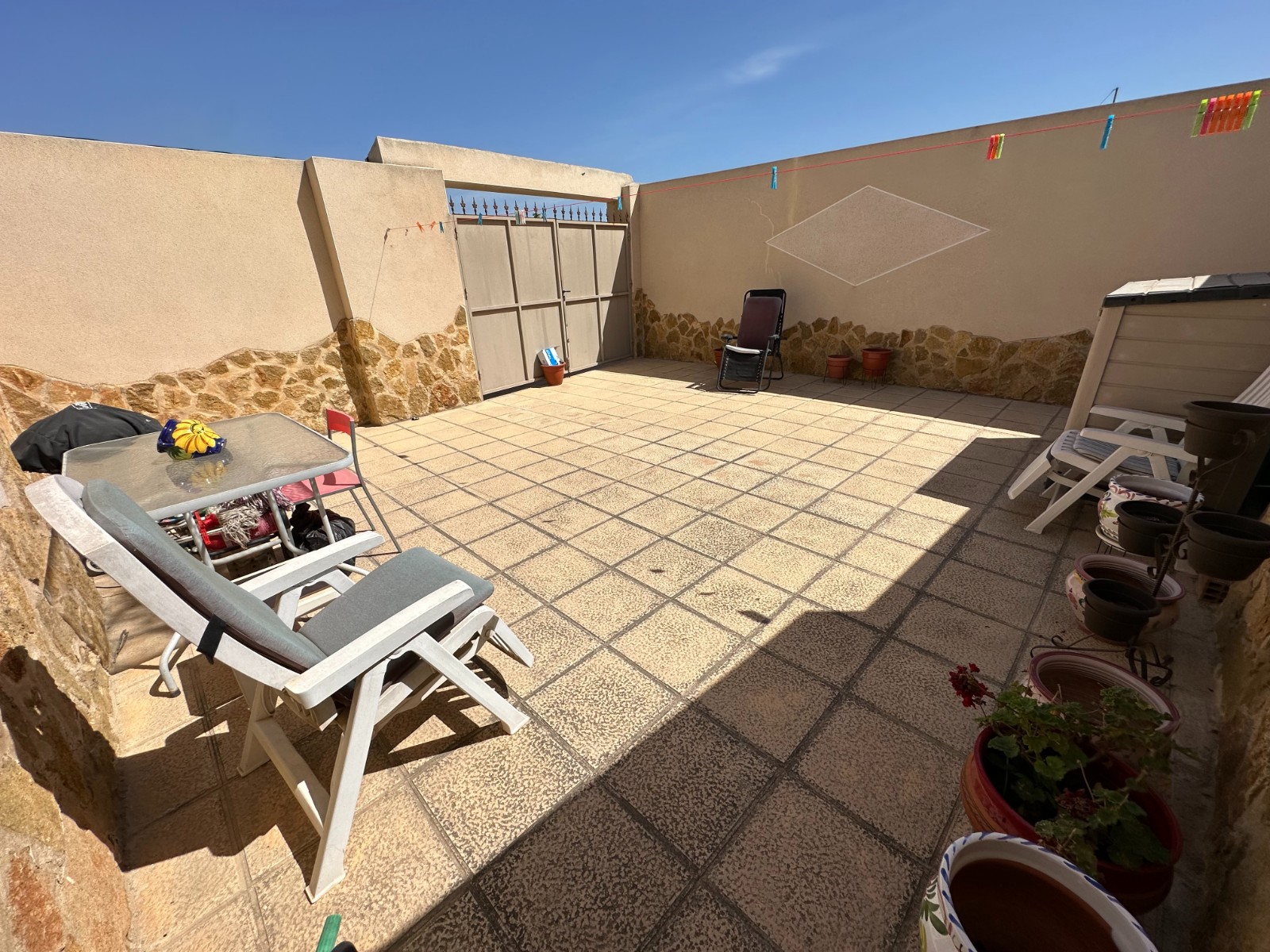 For sale - 3 Bedroom 1 Bathroom Townhouse in Benejúzar - Benejúzar  - Alicante
