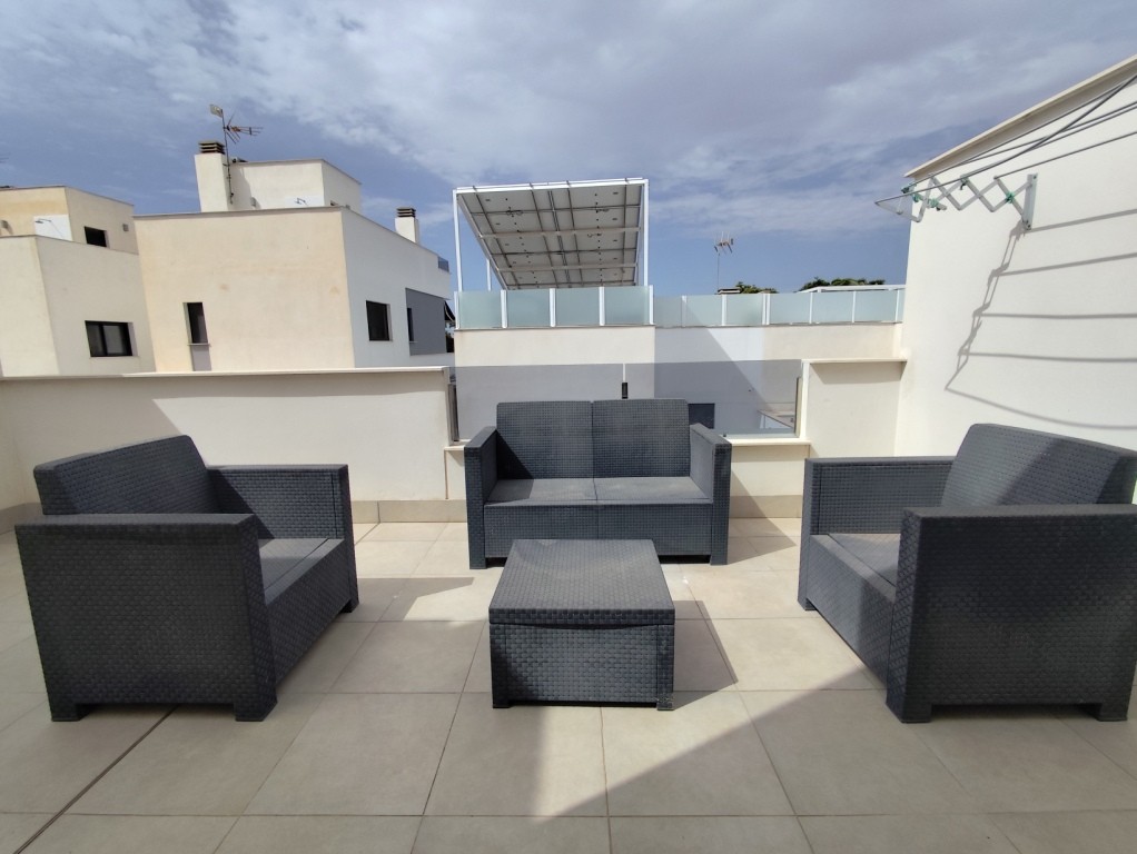 For sale - 3 Bedroom 2 Bathroom Villa in Pilar de la Horadada -  - Alicante