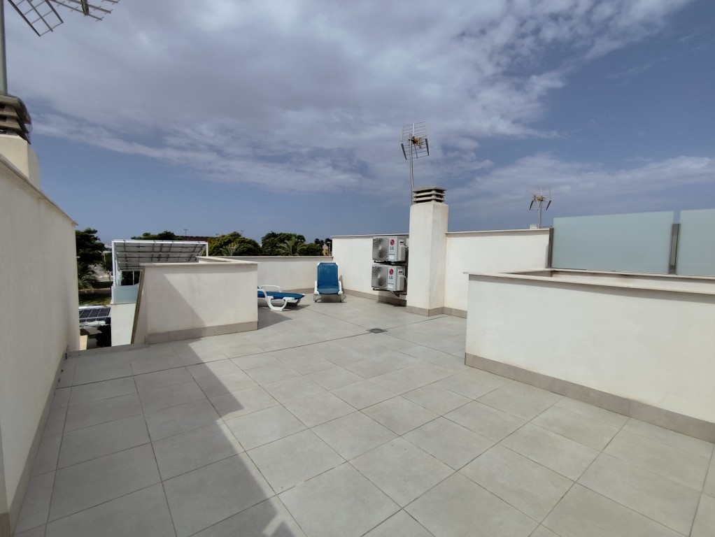 For sale - 3 Bedroom 2 Bathroom Villa in Pilar de la Horadada -  - Alicante