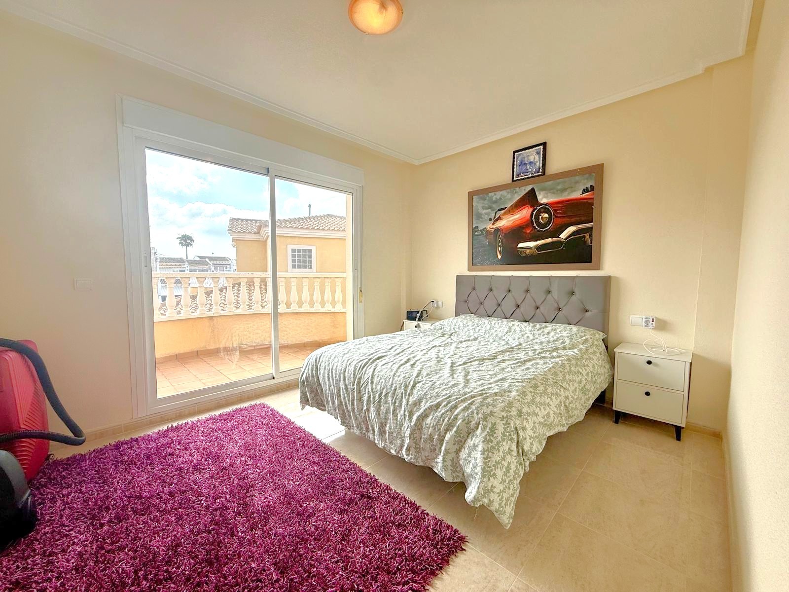 For sale - 3 Bedroom 2 Bathroom Villa in Villamartin - Villamartín  - Alicante
