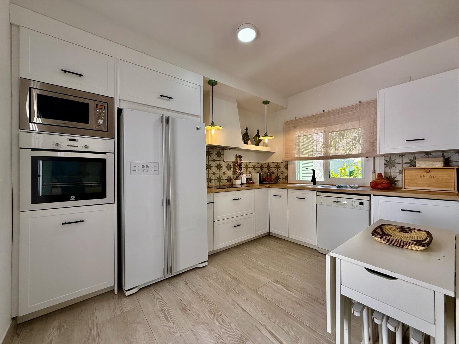 For sale - 3 Bedroom 2 Bathroom Semi Detached Villa in Cabo Roig - Campoamor  - Alicante