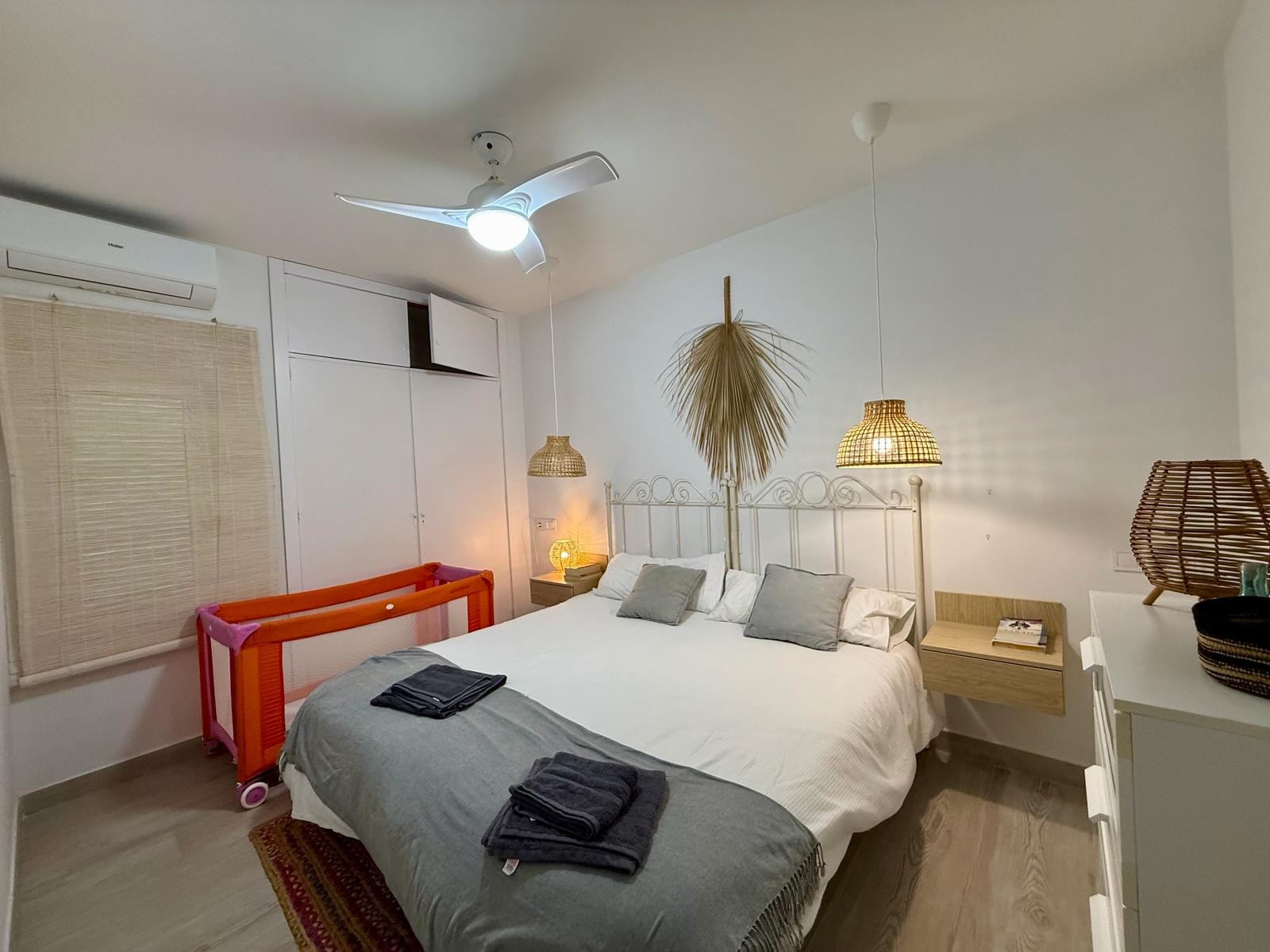 For sale - 3 Bedroom 2 Bathroom Semi Detached Villa in Cabo Roig - Campoamor  - Alicante