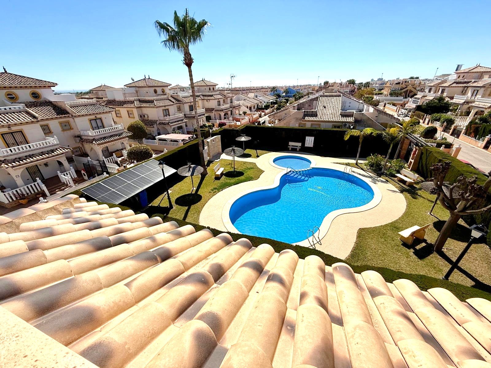 For sale - 2 Bedroom 2 Bathroom Townhouse in Lomas de Cabo Roig - Lomas de Cabo Roig  - Alicante