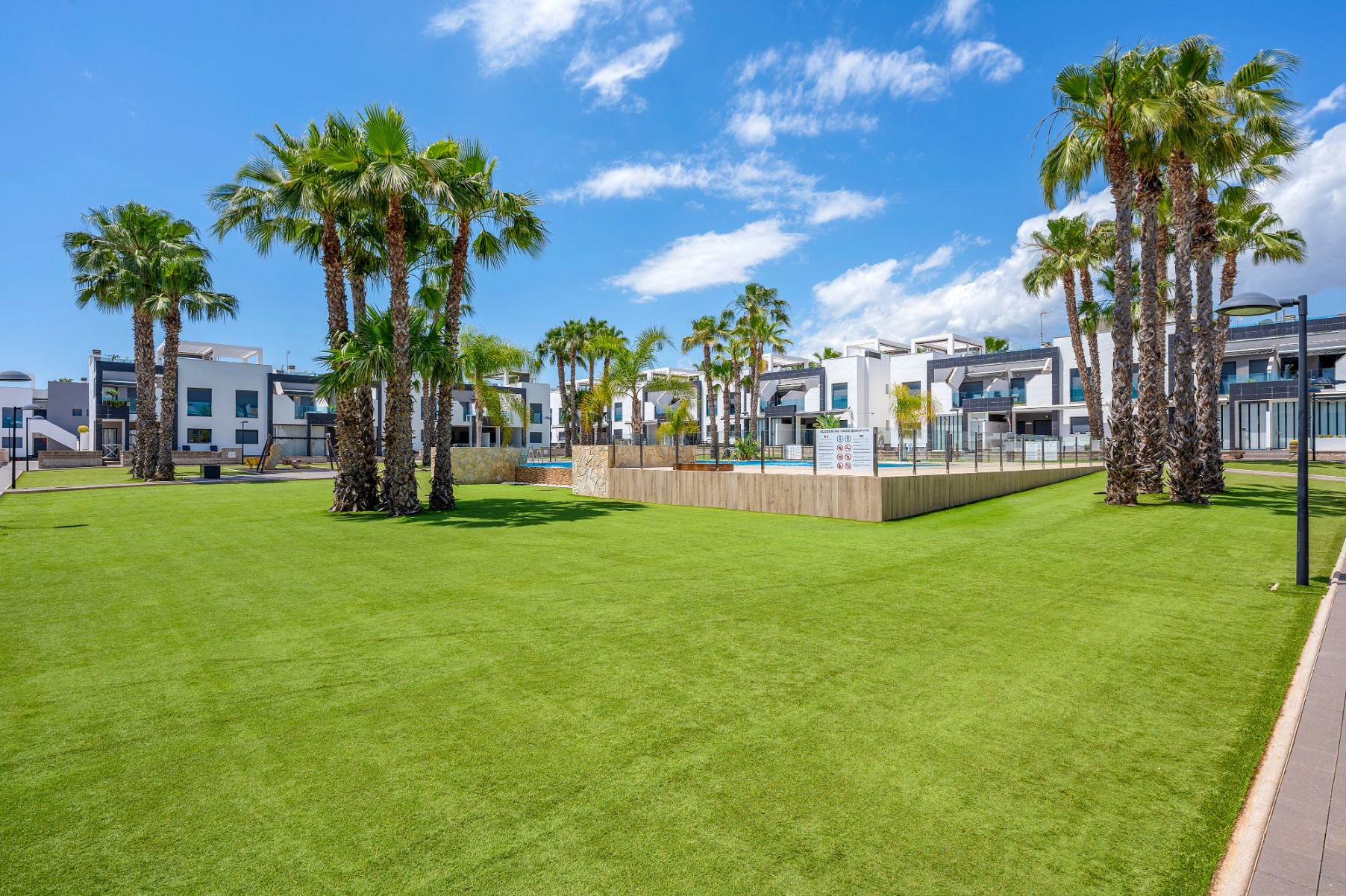 For sale - 2 Bedroom 2 Bathroom Apartment in Orihuela Costa - La Zenia  - Alicante