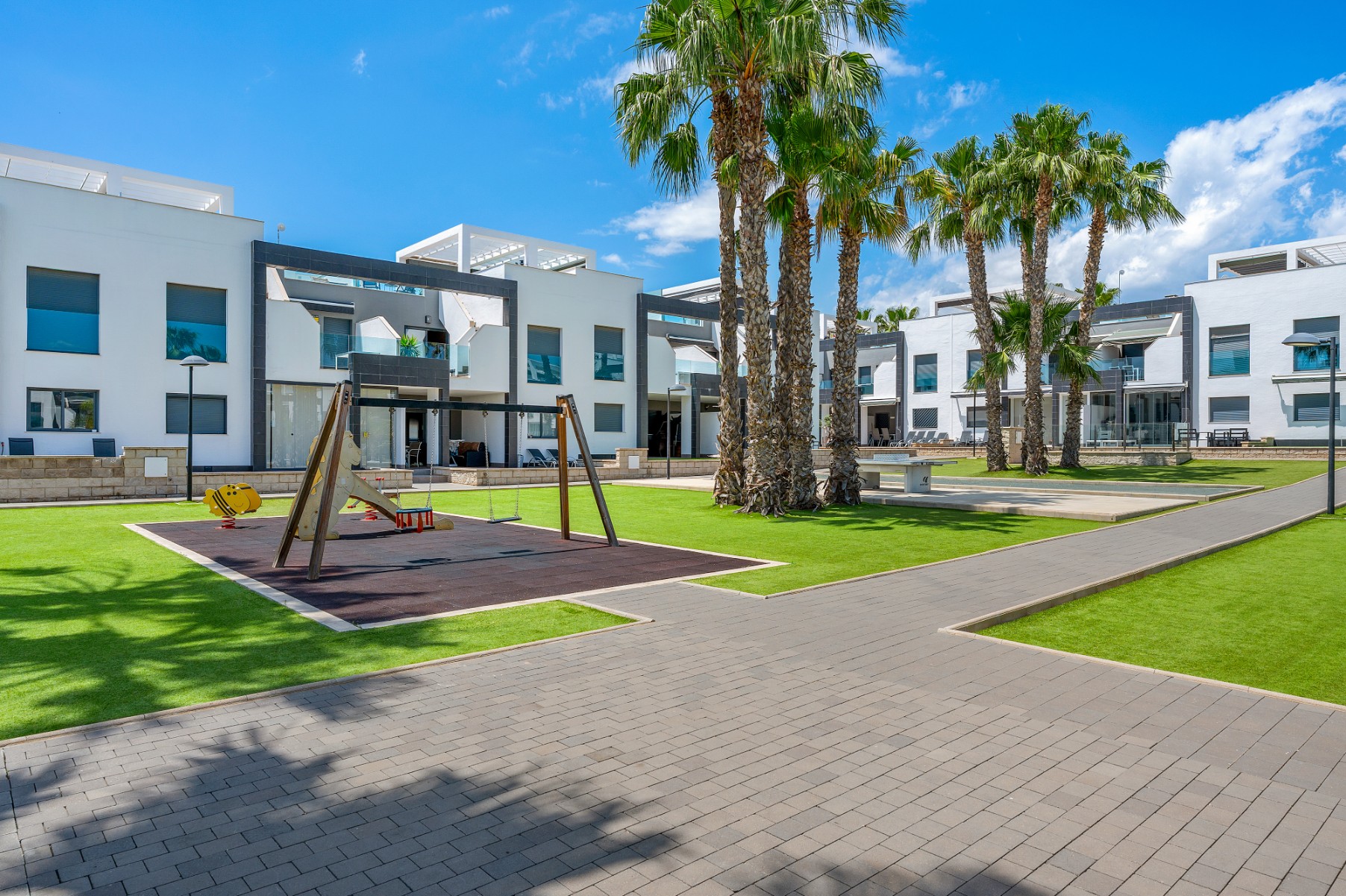 For sale - 2 Bedroom 2 Bathroom Apartment in Orihuela Costa - La Zenia  - Alicante