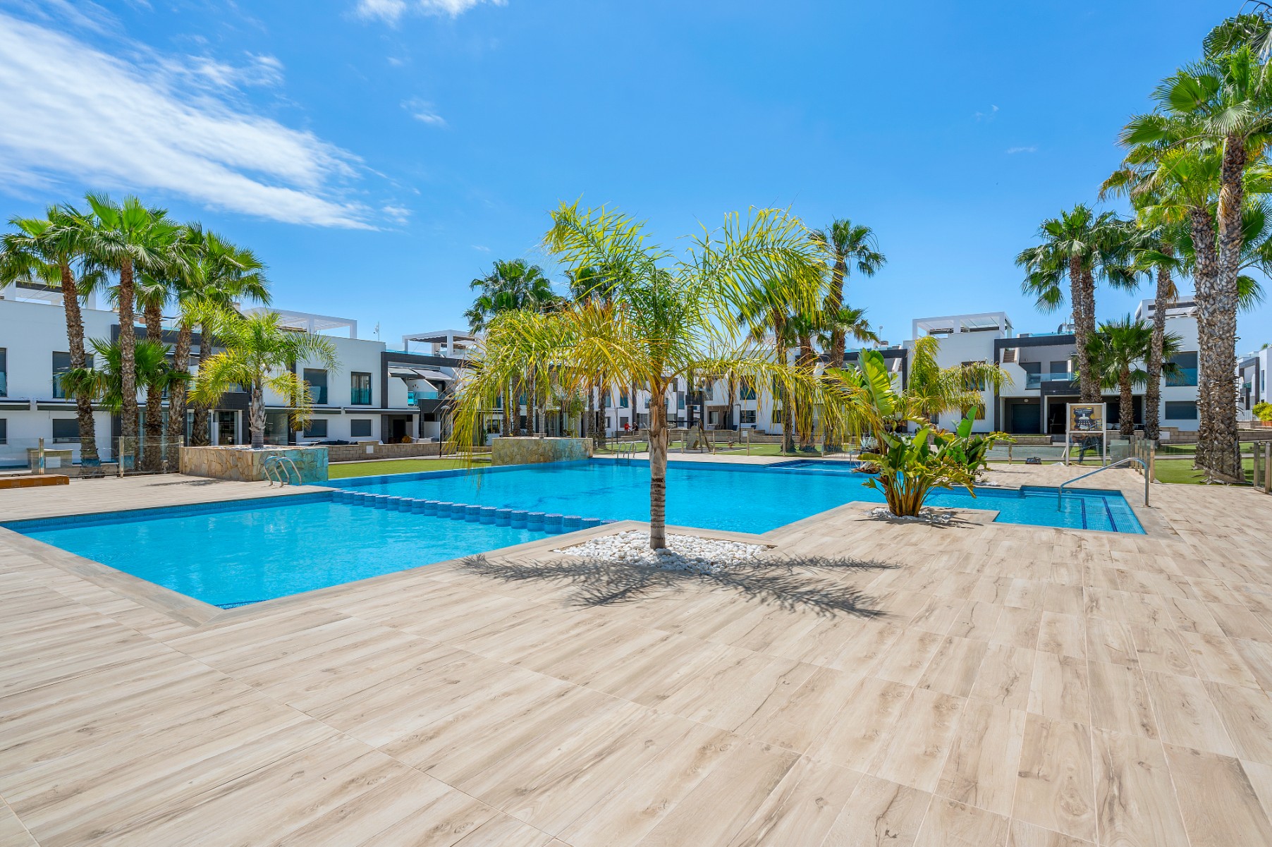 For sale - 2 Bedroom 2 Bathroom Apartment in Orihuela Costa - La Zenia  - Alicante