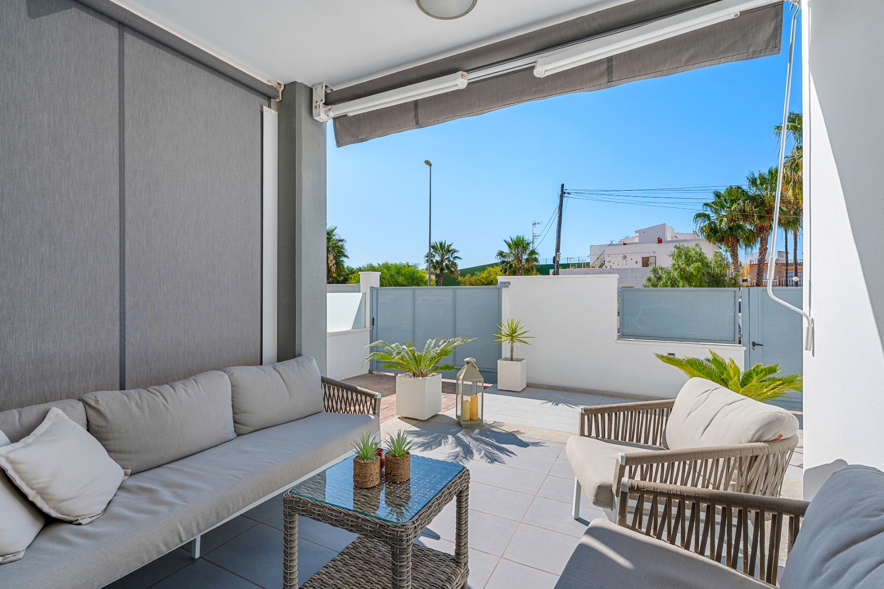 For sale - 3 Bedroom 3 Bathroom Townhouse in La Florida - La Florida  - Alicante