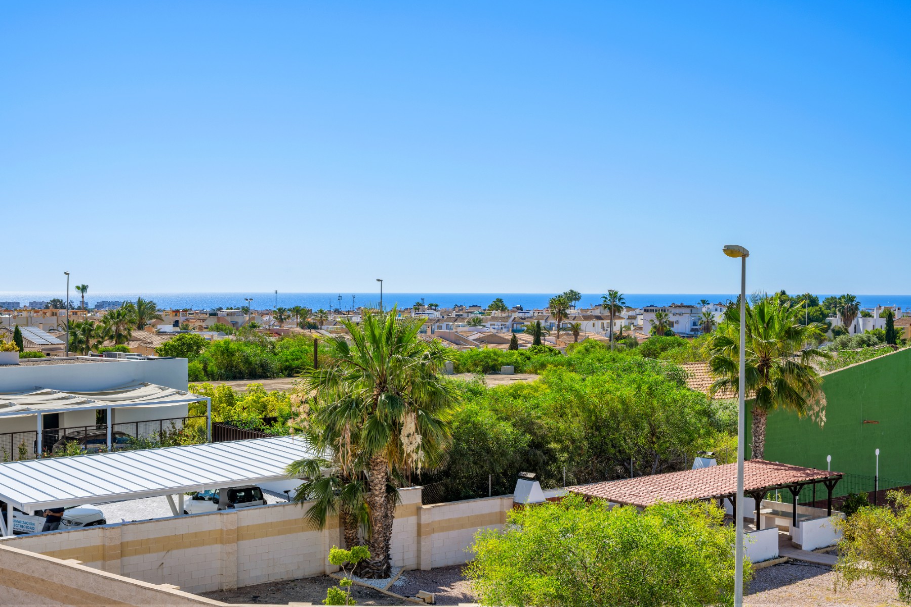 For sale - 3 Bedroom 3 Bathroom Townhouse in La Florida - La Florida  - Alicante