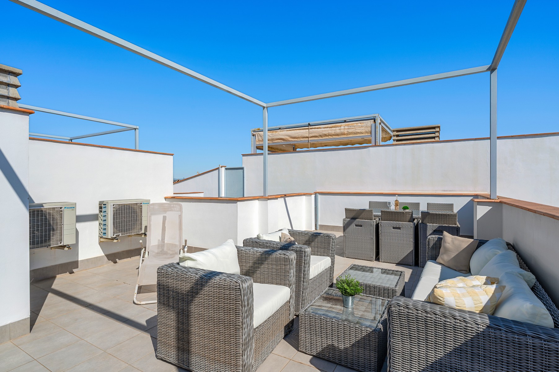 For sale - 3 Bedroom 3 Bathroom Townhouse in La Florida - La Florida  - Alicante