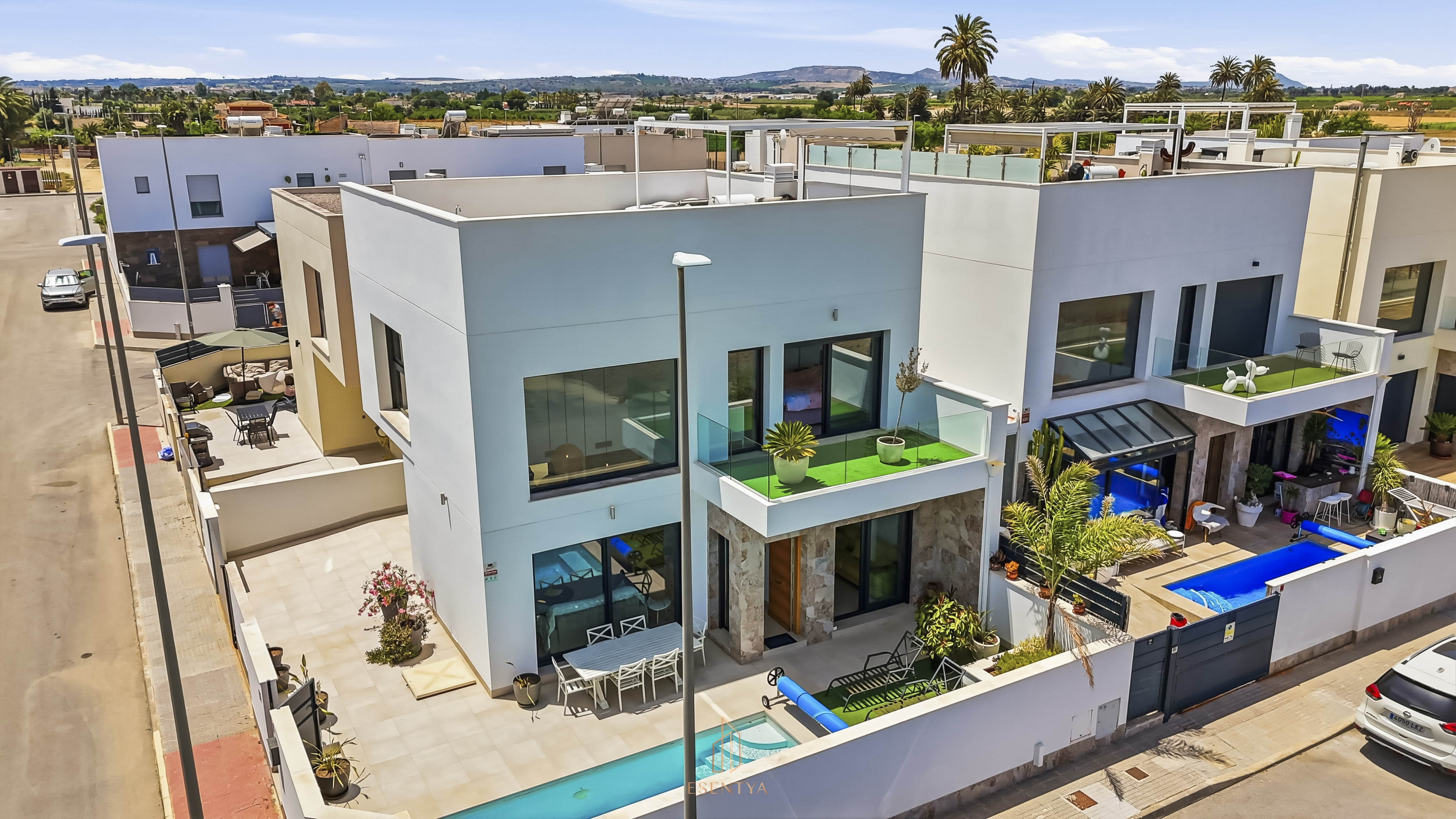 For sale - 3 Bedroom 3 Bathroom Villa in Daya Vieja -  - Alicante