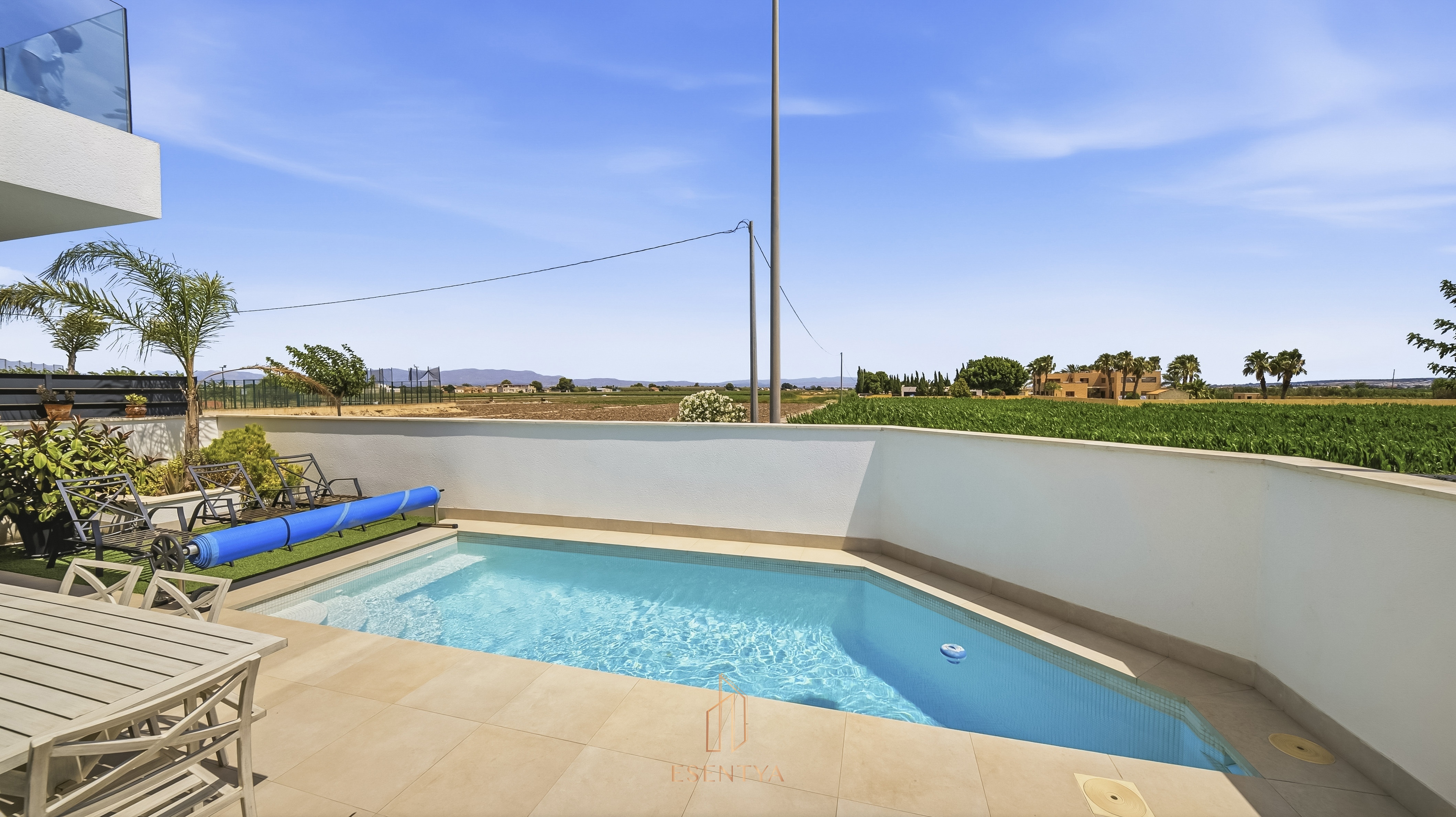 For sale - 3 Bedroom 3 Bathroom Villa in Daya Vieja -  - Alicante