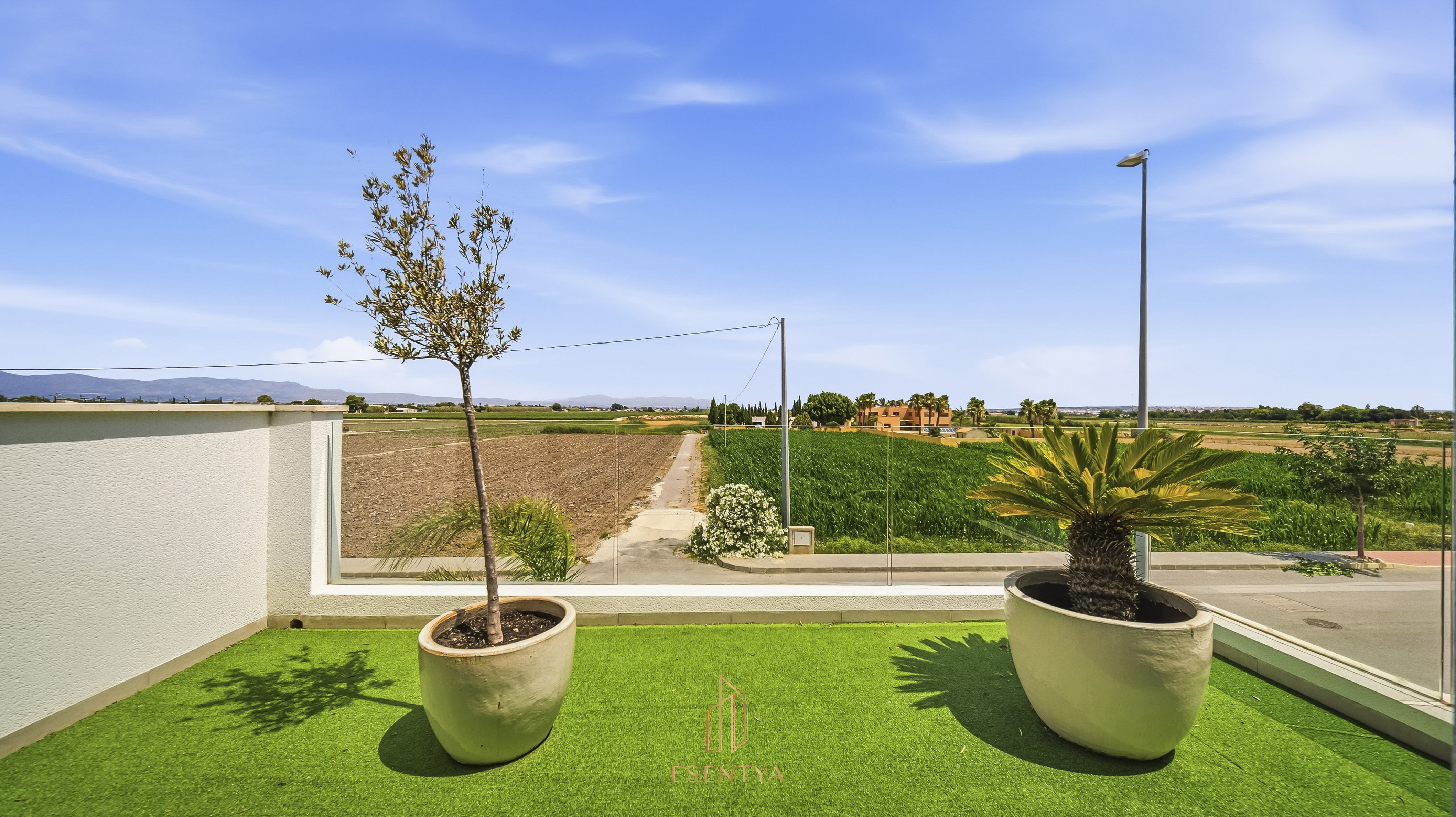 For sale - 3 Bedroom 3 Bathroom Villa in Daya Vieja -  - Alicante