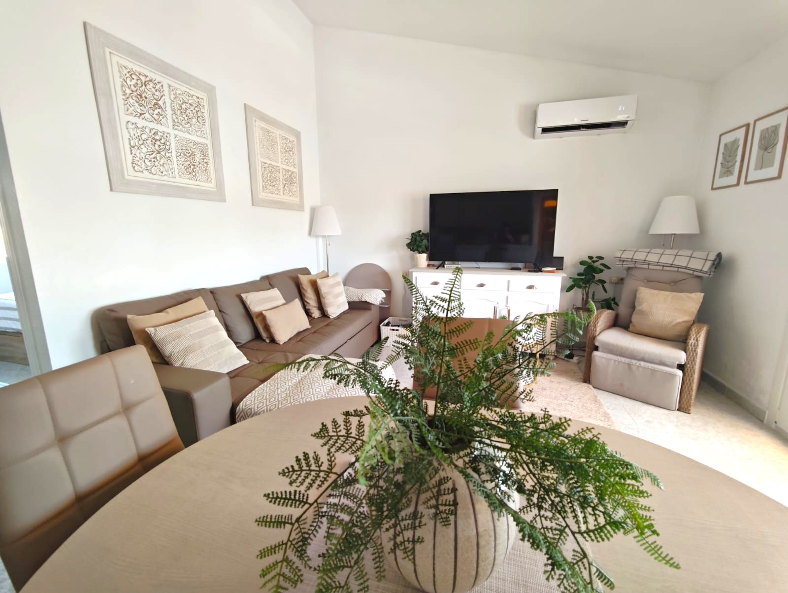 For sale - 2 Bedroom 1 Bathroom Top Floor apartment in Villamartin - Lomas Golf - Alicante