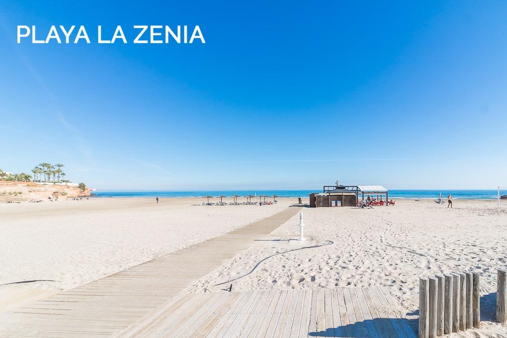 For sale - 3 Bedroom 2 Bathroom Semi in Playa Flamenca  - Playa Flamenca  - Alicante
