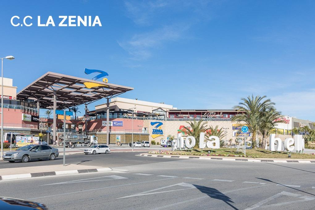 For sale - 3 Bedroom 2 Bathroom Semi in Playa Flamenca  - Playa Flamenca  - Alicante