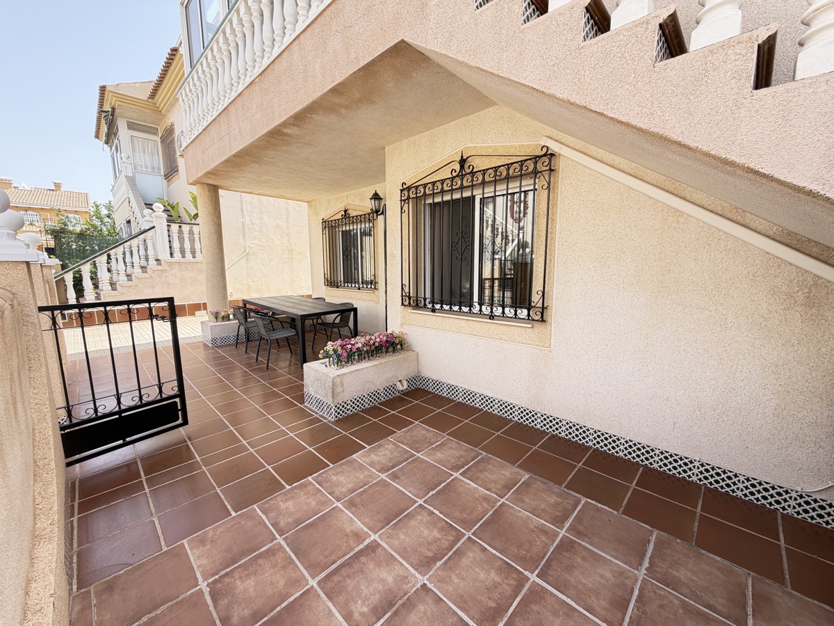 For sale - 2 Bedroom 1 Bathroom Apartment in La Zenia - , La Zenia, Alicante, Spain - Alicante