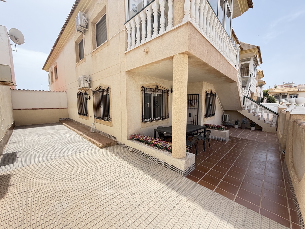 For sale - 2 Bedroom 1 Bathroom Apartment in La Zenia - , La Zenia, Alicante, Spain - Alicante