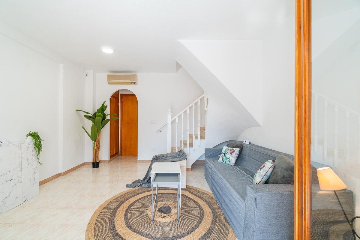 For sale - 2 Bedroom 2 Bathroom Townhouse in Torrevieja - La Siesta - El Salado - Torreta  - Alicante