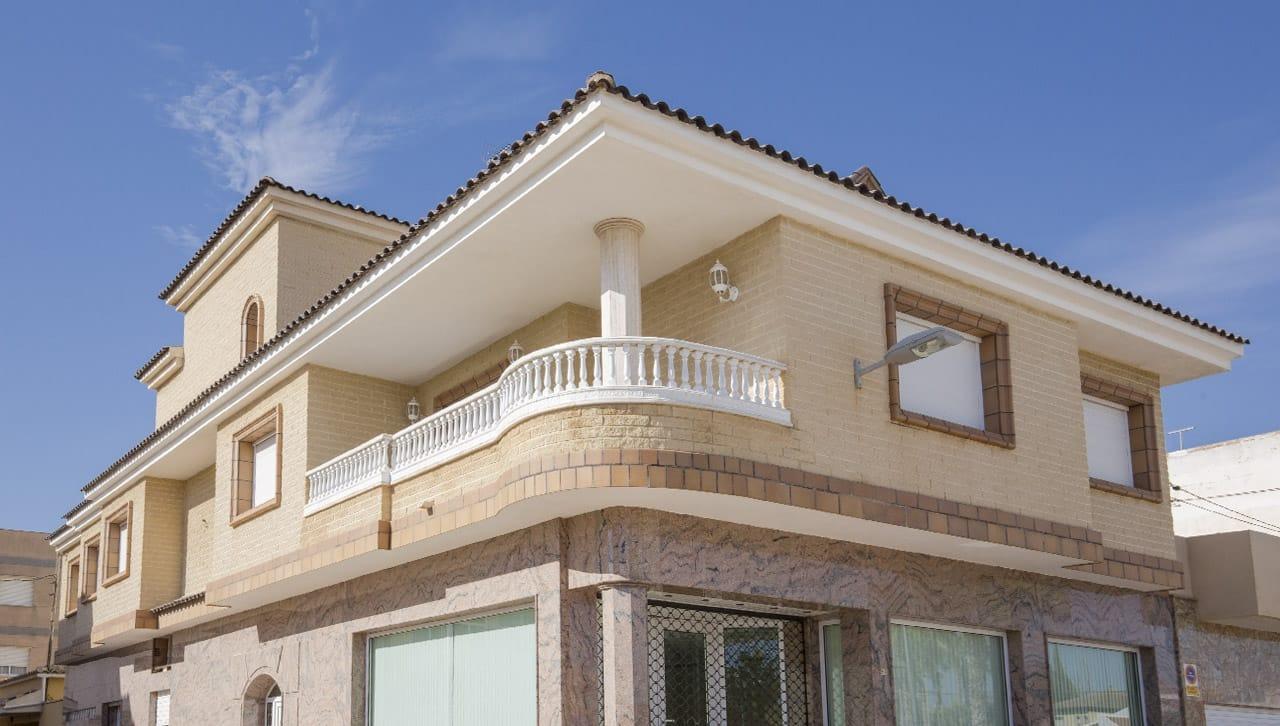 For sale - 5 Bedroom 5 Bathroom Town House in Los Alcazares - Centro  - Murcia