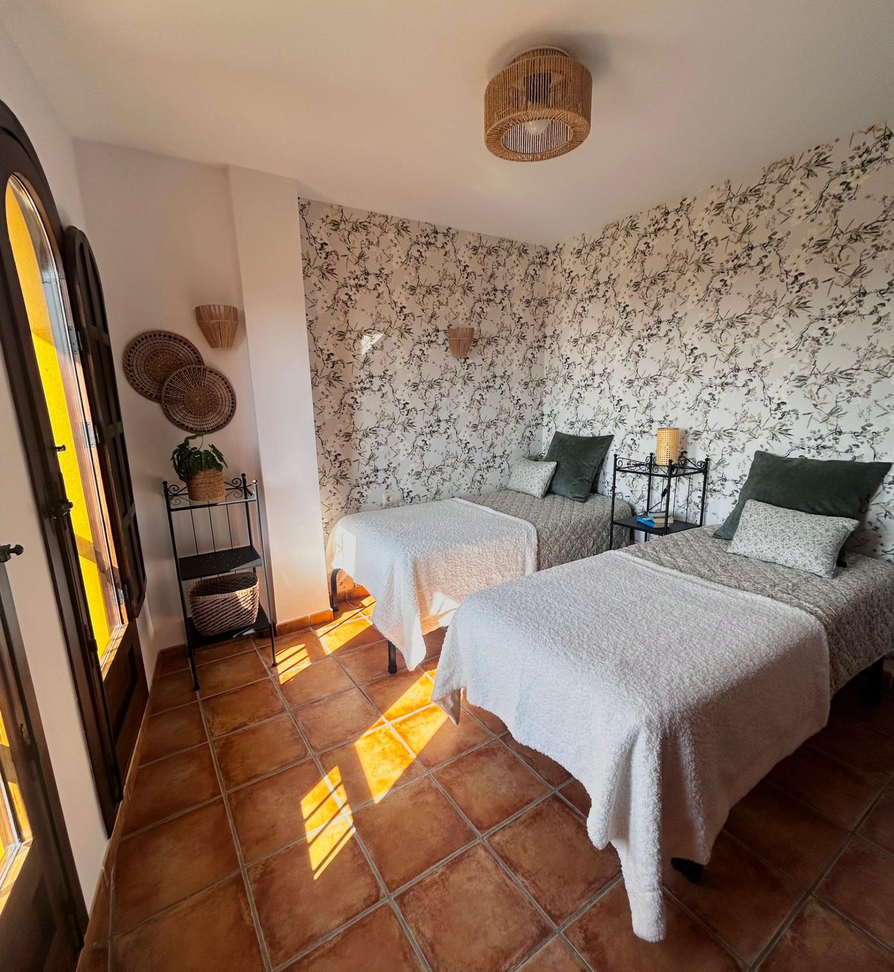 For sale - 2 Bedroom 2 Bathroom Apartment in Torrevieja - Punta Prima  - Alicante
