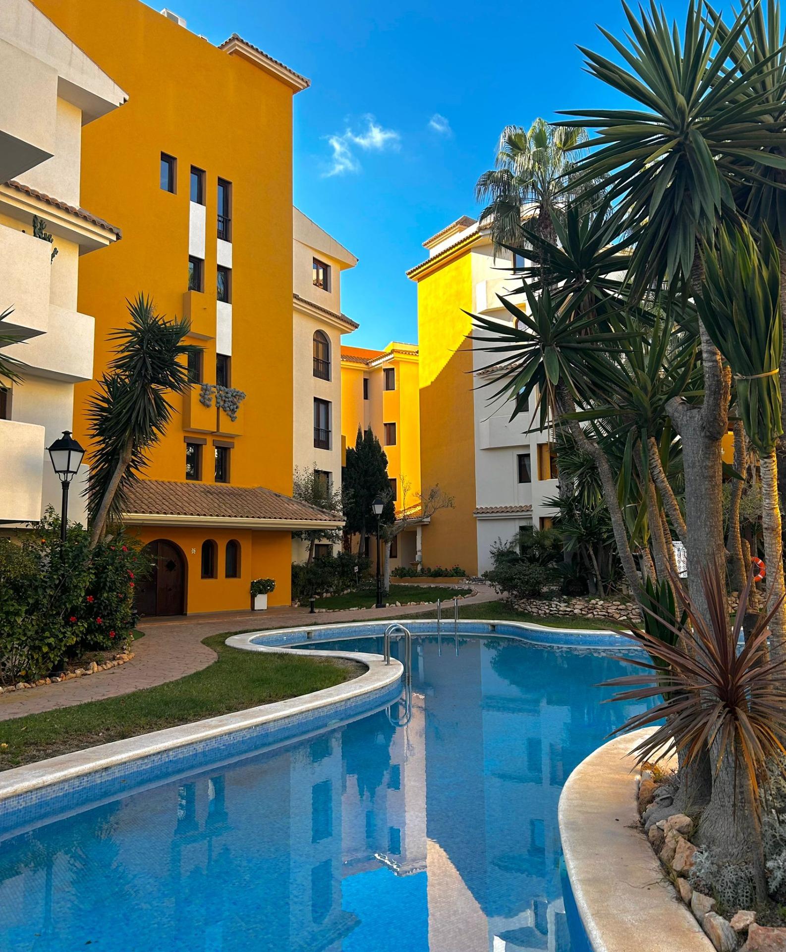 For sale - 2 Bedroom 2 Bathroom Apartment in Torrevieja - Punta Prima  - Alicante