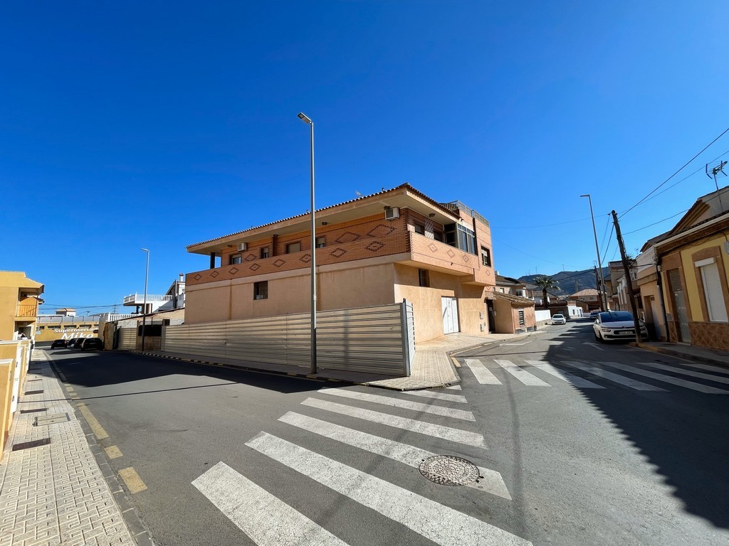 For sale - 4 Bedroom 4 Bathroom Semi Detached in La Union - Costa Calida  - Murcia