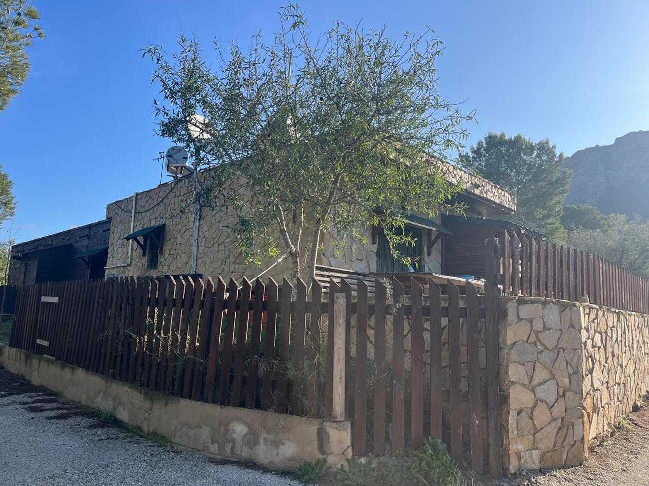 For sale - 3 Bedroom 2 Bathroom Finca in Gea Y Truyols - Inland  - Murcia